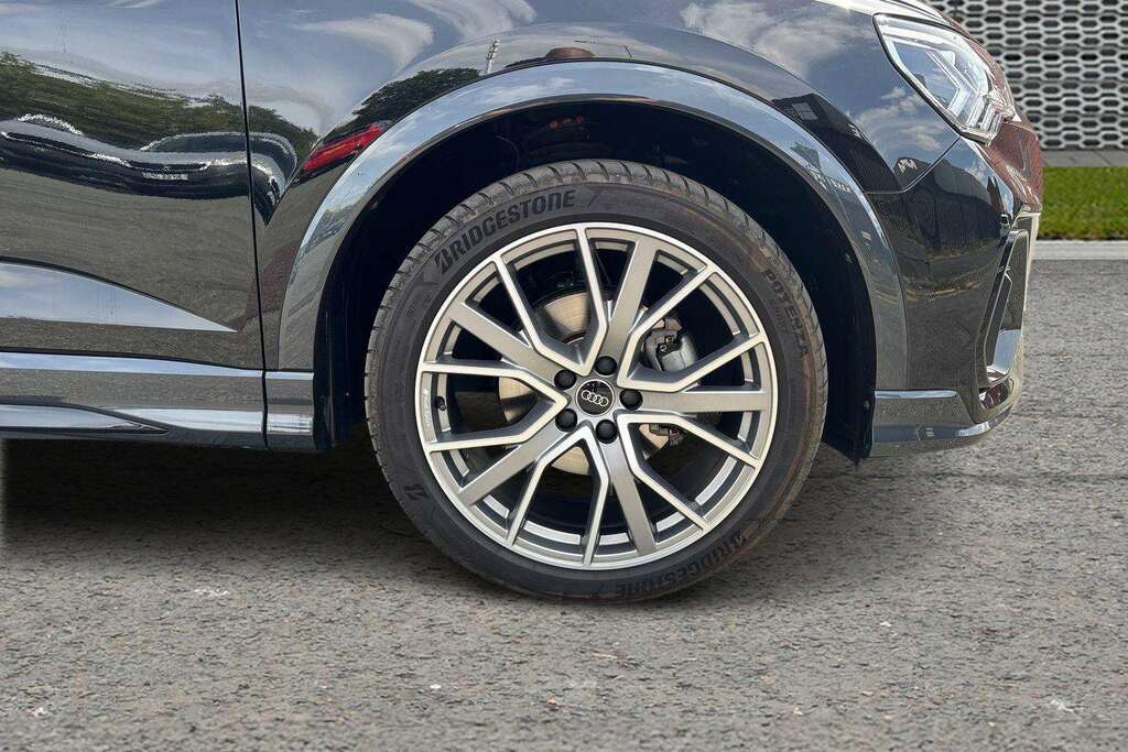 Audi Q3 35 Tfsi Black Edition S Tronic 20 Alloy 202 Black #5