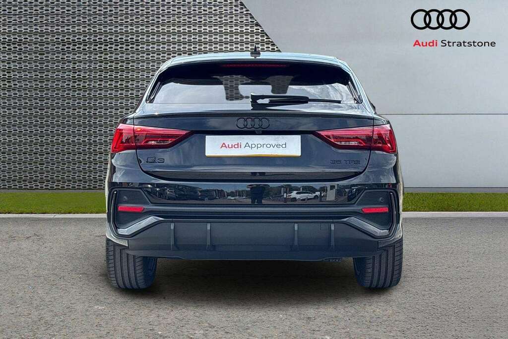 Audi Q3 35 Tfsi Sport S Tronic White #7