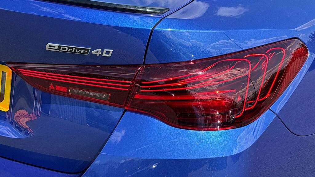 BMW i4 400Kw M50 83.9Kwh 18 Alloy 2025 Blue #16