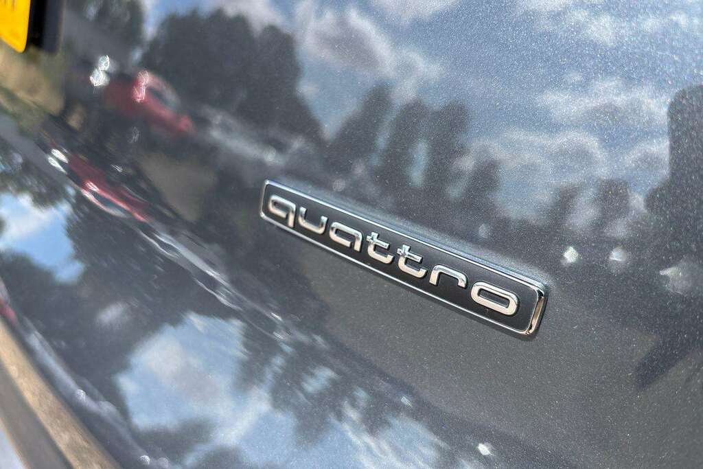 Audi Q5 Audi Q5 Estate 2.0 Tdi Quattro S Line S Grey #32