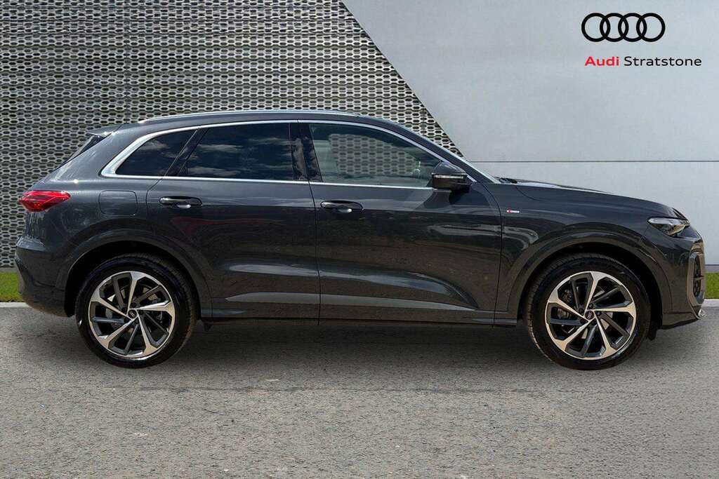 Audi Q5 2.0 Tfsi Quattro S Line S Tronic 2025 Grey #4