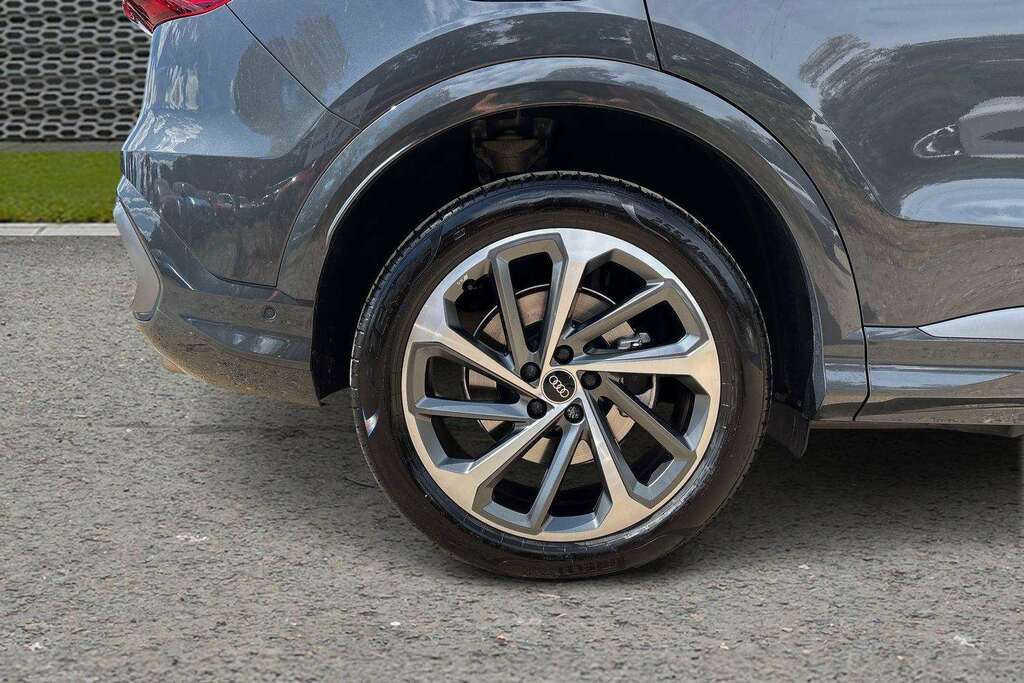 Audi Q5 Audi Q5 Estate 2.0 Tdi Quattro S Line S Grey #9