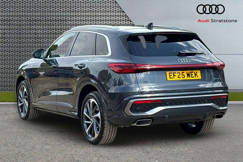 Audi Q5 2.0 Tfsi Quattro S Line S Tronic 2025 Grey #3