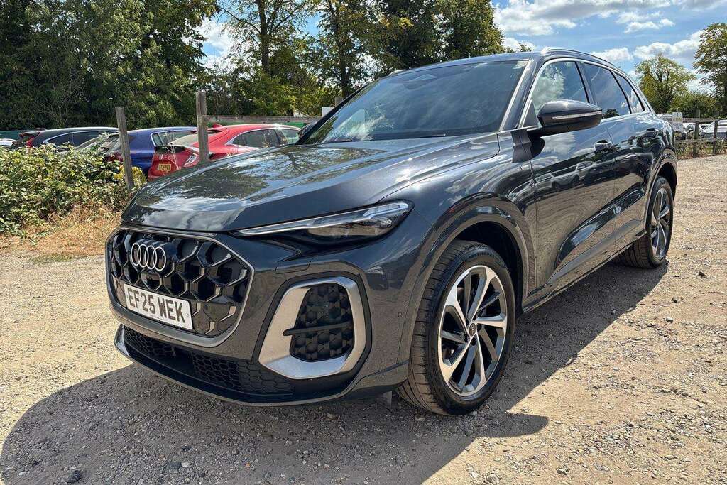 Audi Q5 Audi Q5 Estate 2.0 Tdi Quattro S Line S Grey #39