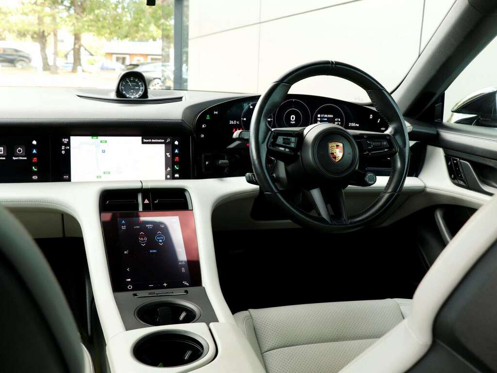 Porsche Taycan 560Kw Turbo S 93Kwh Red #12