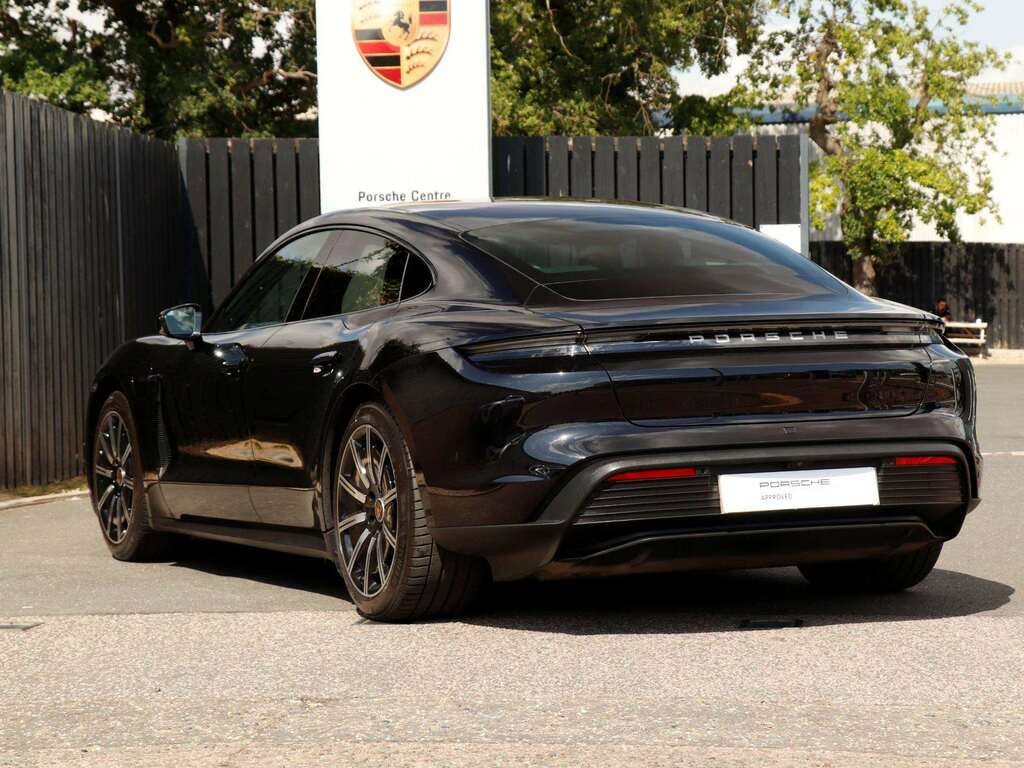 Porsche Taycan 560Kw Turbo S 93Kwh Red #36