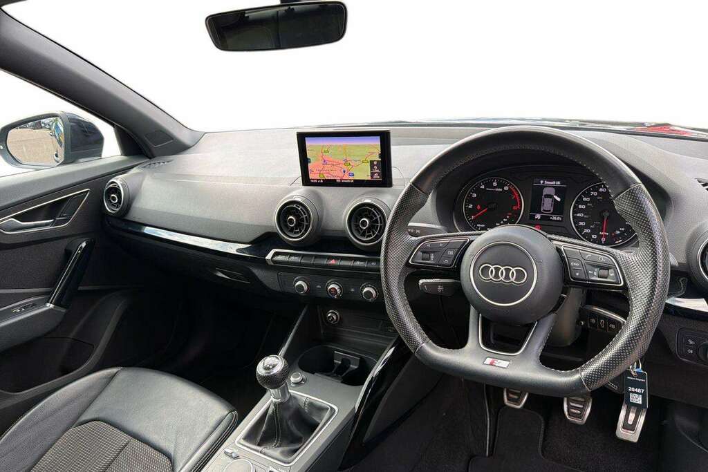Audi Q2 35 Tfsi Black Edition 2019  #6