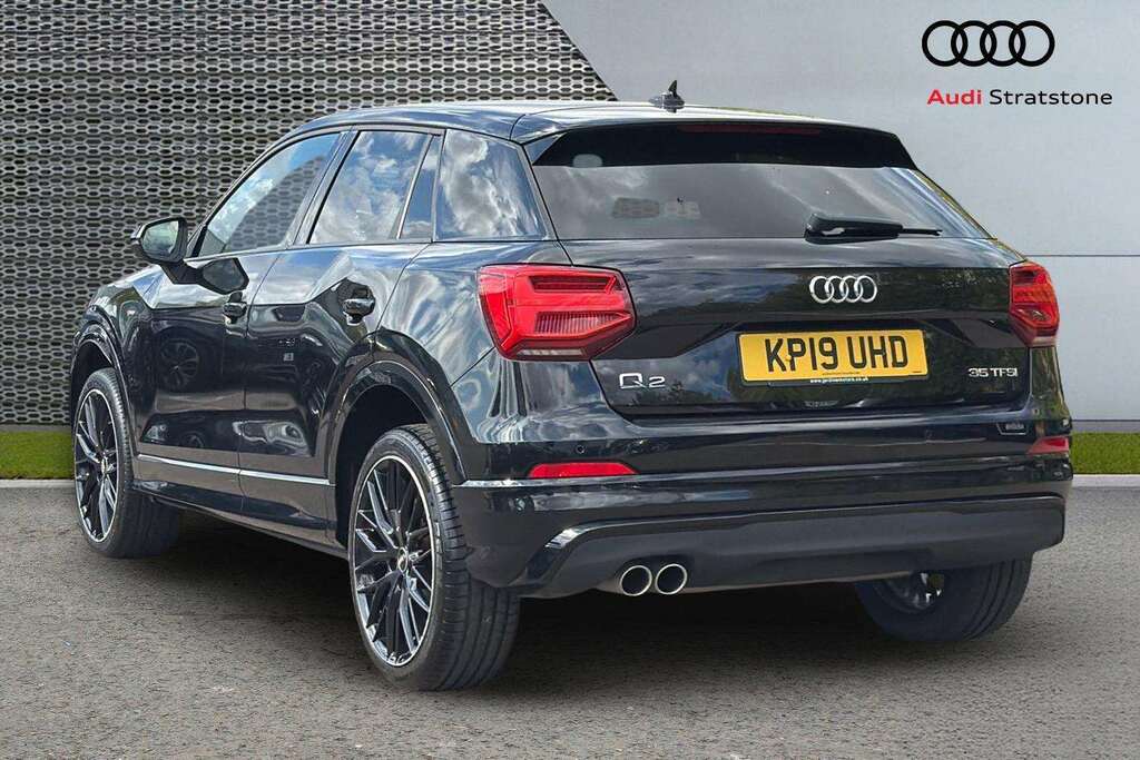 Audi Q2 35 Tfsi Black Edition 2019  #3