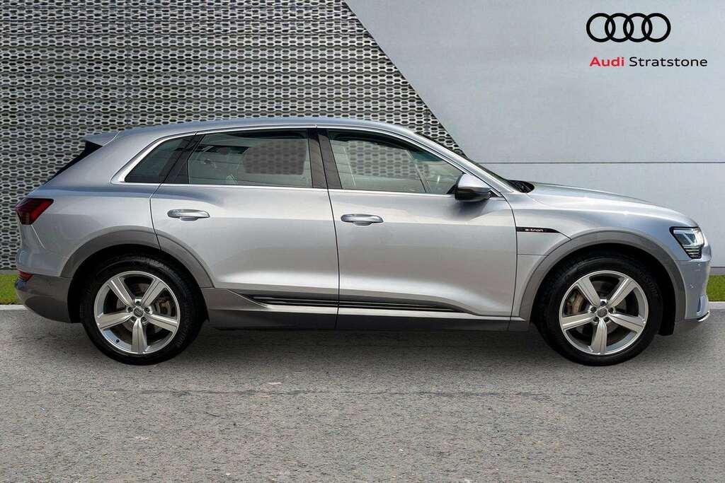 Audi E-tron 230Kw 50 Quattro 71Kwh Technik 2020 Silver #4