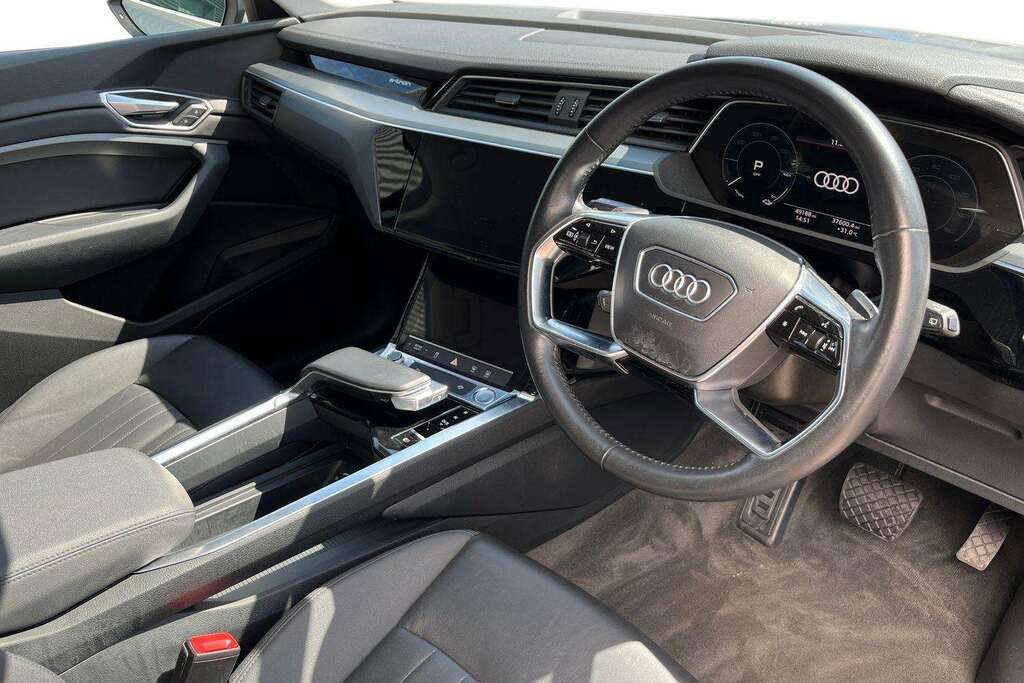 Audi E-tron 230Kw 50 Quattro 71Kwh Technik 2020 Silver #6