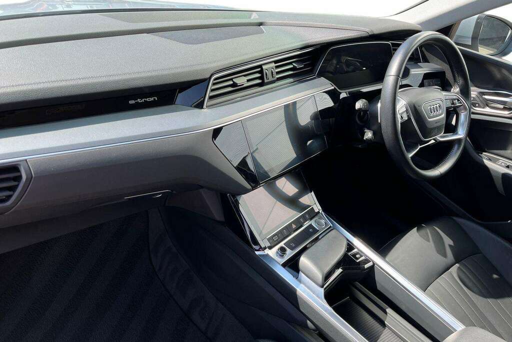 Audi E-tron 230Kw 50 Quattro 71Kwh Technik 2020 Silver #2