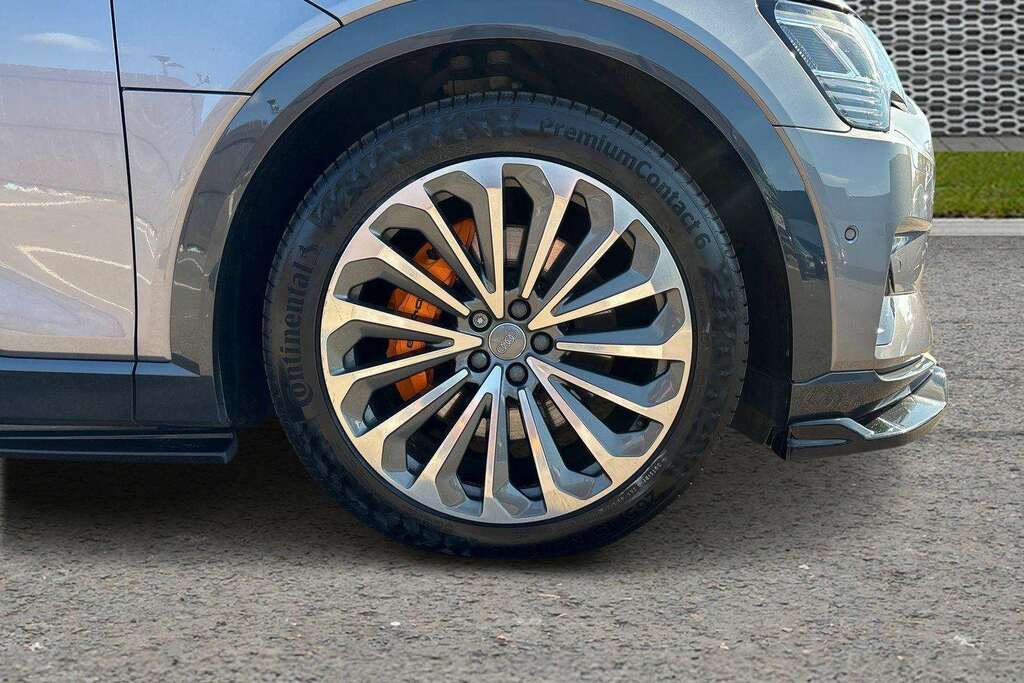 Audi E-tron 300Kw 55 Quattro 95Kwh 2020 Grey #5
