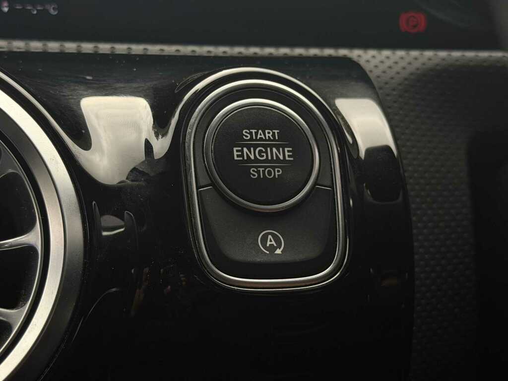 Mercedes-Benz CLA Class Mercedes-benz Cla Amg Shooting Brake Cla 35 Premiu Grey #30