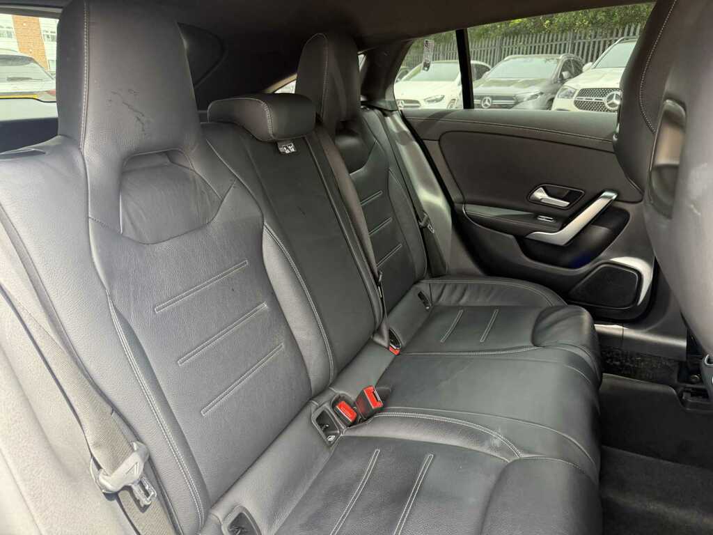 Mercedes-Benz CLA Class Mercedes-benz Cla Amg Shooting Brake Cla 35 Premiu Grey #32