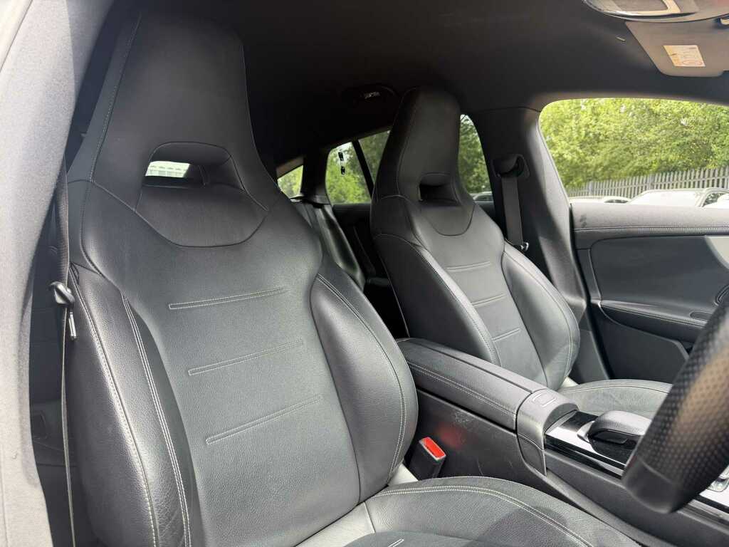 Mercedes-Benz CLA Class Mercedes-benz Cla Amg Shooting Brake Cla 35 Premiu Grey #31
