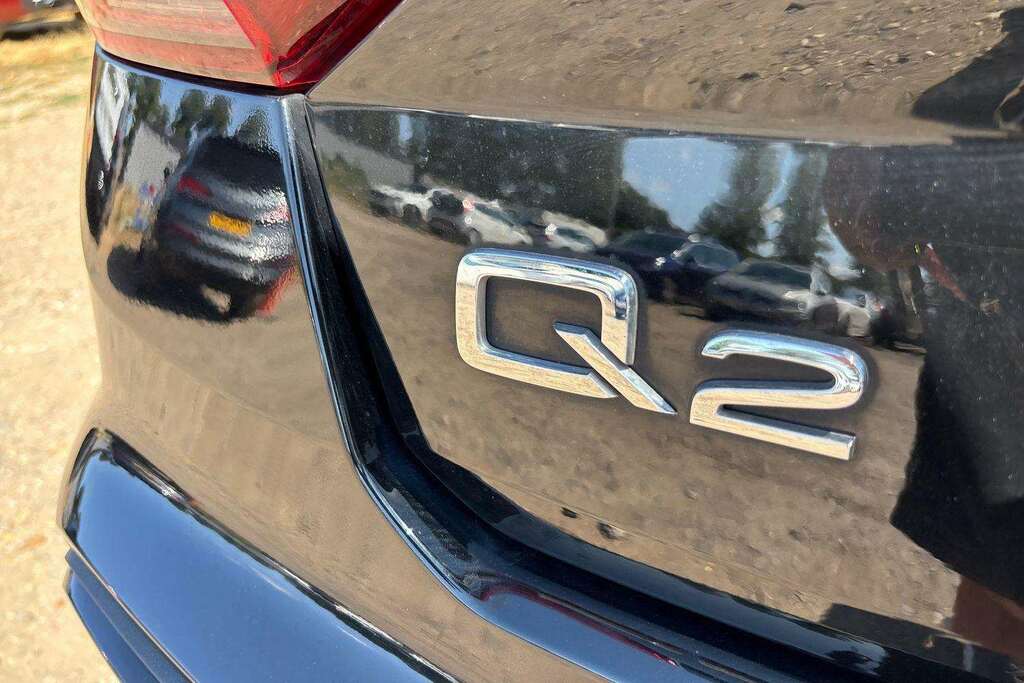 Audi Q2 1.5 Tfsi 35 Sport Suv S Tronic 150 Ps Grey #40