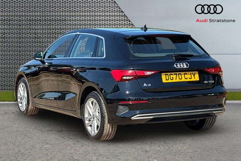 Audi A3 35 Tfsi Sport S Tronic 2020 Black #3
