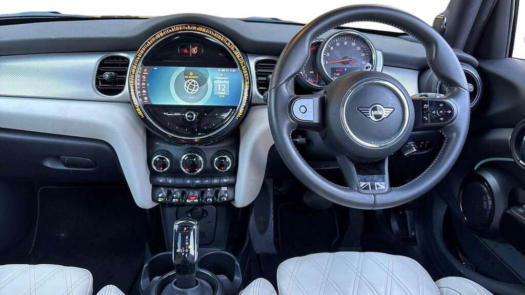 Mini Hatch 1.5 Cooper Exclusive 2023 Black #6