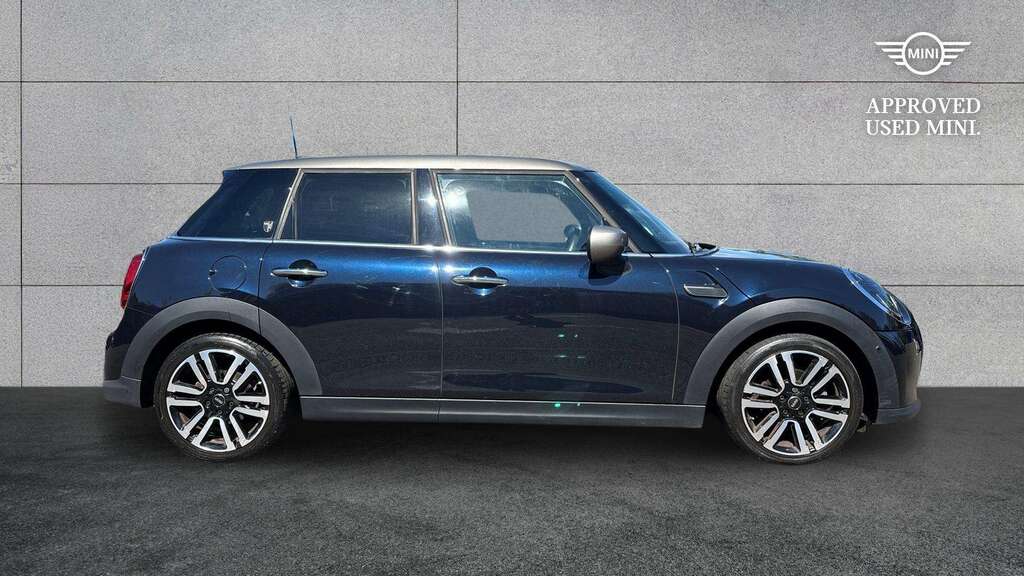 Mini Hatch 1.5 Cooper Exclusive 2023 Black #3
