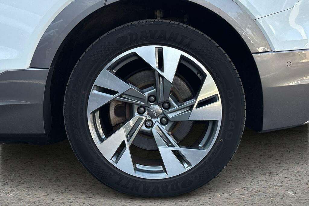 Audi E-tron 230Kw 50 Quattro 71Kwh Sport 21In Alloys Black #10