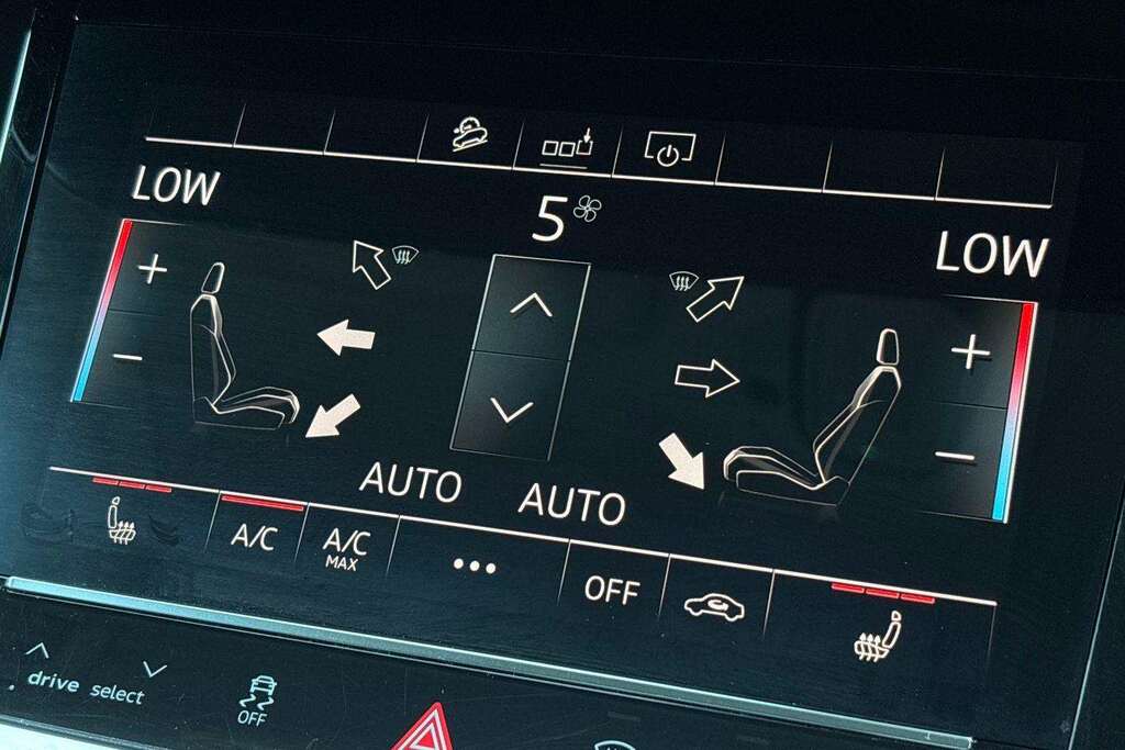Audi E-tron 230Kw 50 Quattro 71Kwh Sport 21In Alloys Black #33