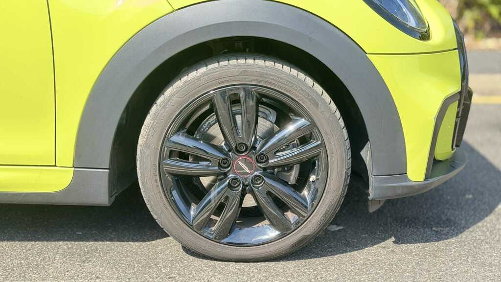Mini Hatch 2.0 C Sport 2023 Yellow #4