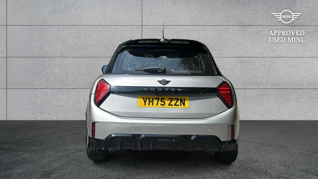 Mini Hatch 1.5 C Sport 2025 Silver #3