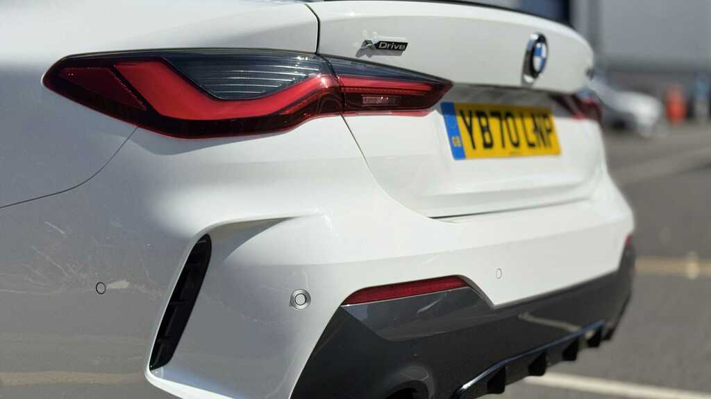 BMW 4 Series 420I Xdrive M Sport Professional Media Silver #43
