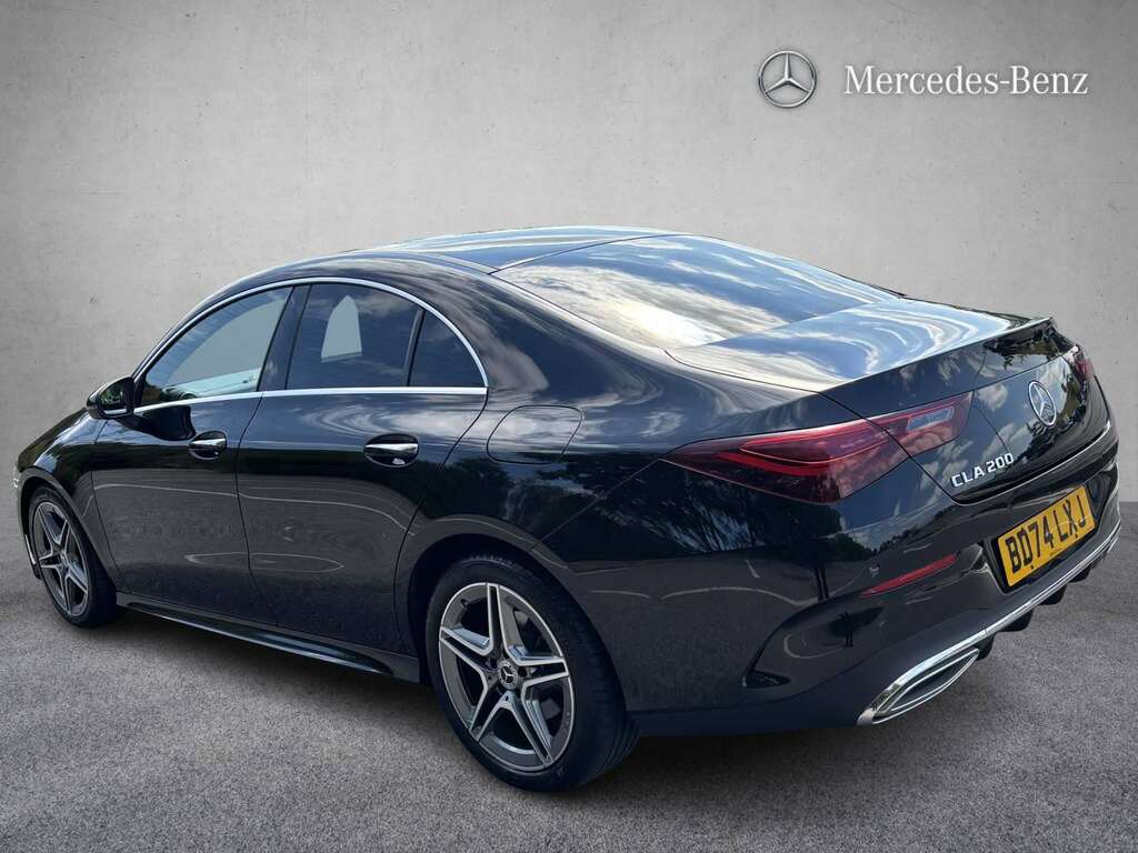 Mercedes-Benz CLA Class 200 Amg Line Executive Tip 2024 Black #2