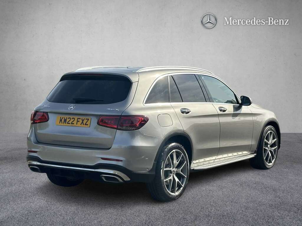 Mercedes-Benz GLC Class 2.0 Glc300de 13.5Kwh Amg Line Premium G-tronic White #8