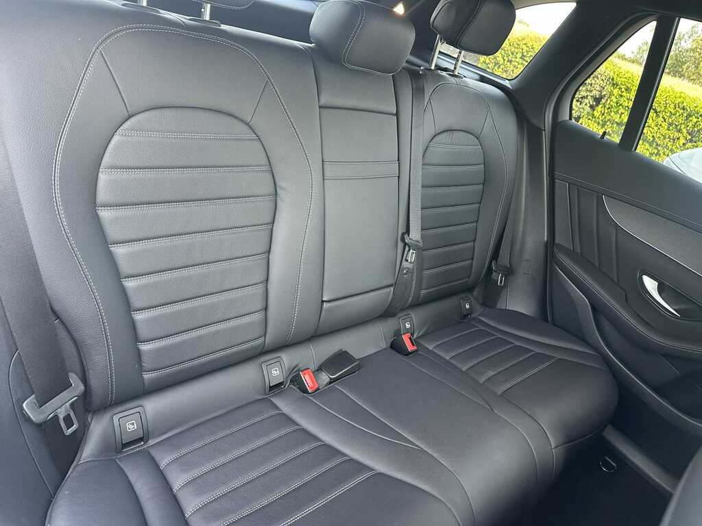 Mercedes-Benz GLC Class 2.0 Glc300de 13.5Kwh Amg Line Premium G-tronic White #16
