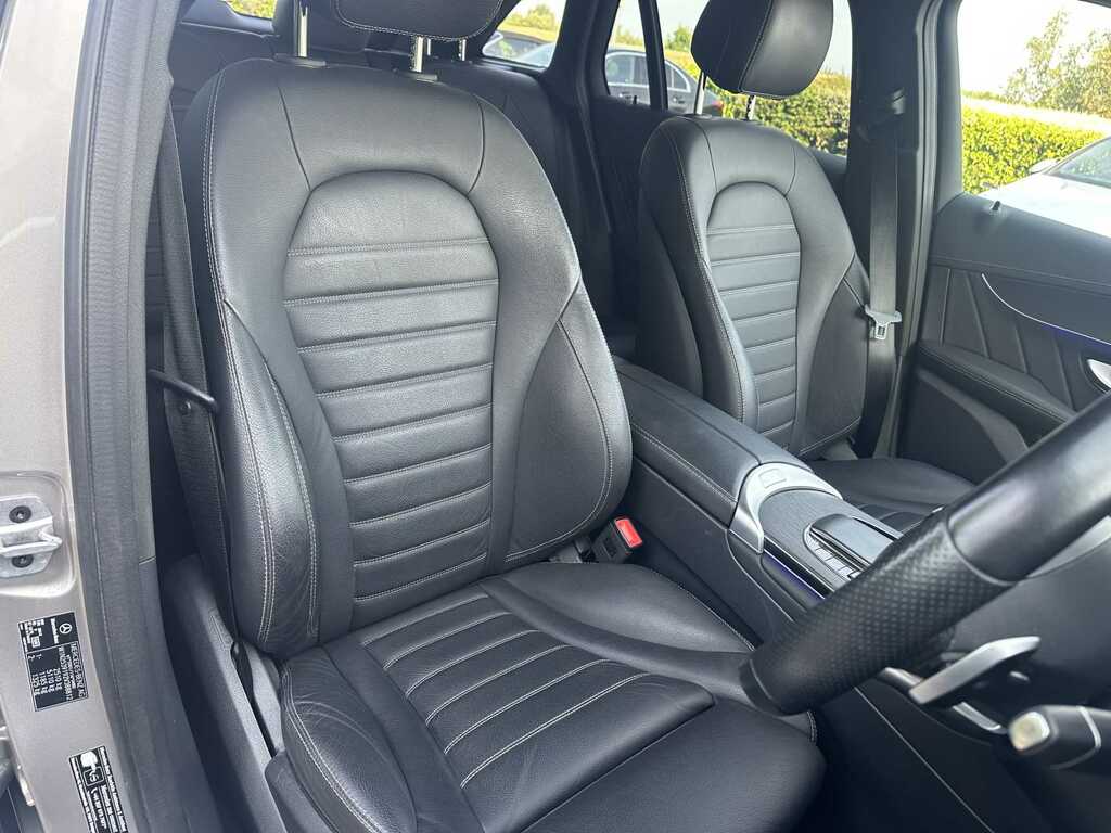 Mercedes-Benz GLC Class 2.0 Glc300de 13.5Kwh Amg Line Premium G-tronic White #15