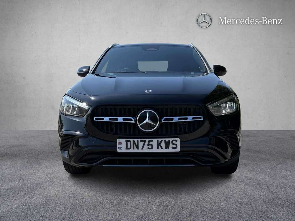 Mercedes-Benz GLA Class 180 Sport Edition 2025 Black #5