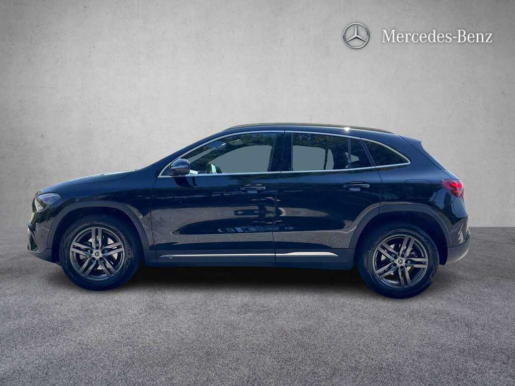 Mercedes-Benz GLA Class 180 Sport Edition 2025 Black #3
