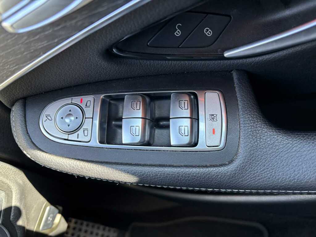 Mercedes-Benz GLC Class 220D Amg Line Suv G-tronic 4Matic Euro Black #37