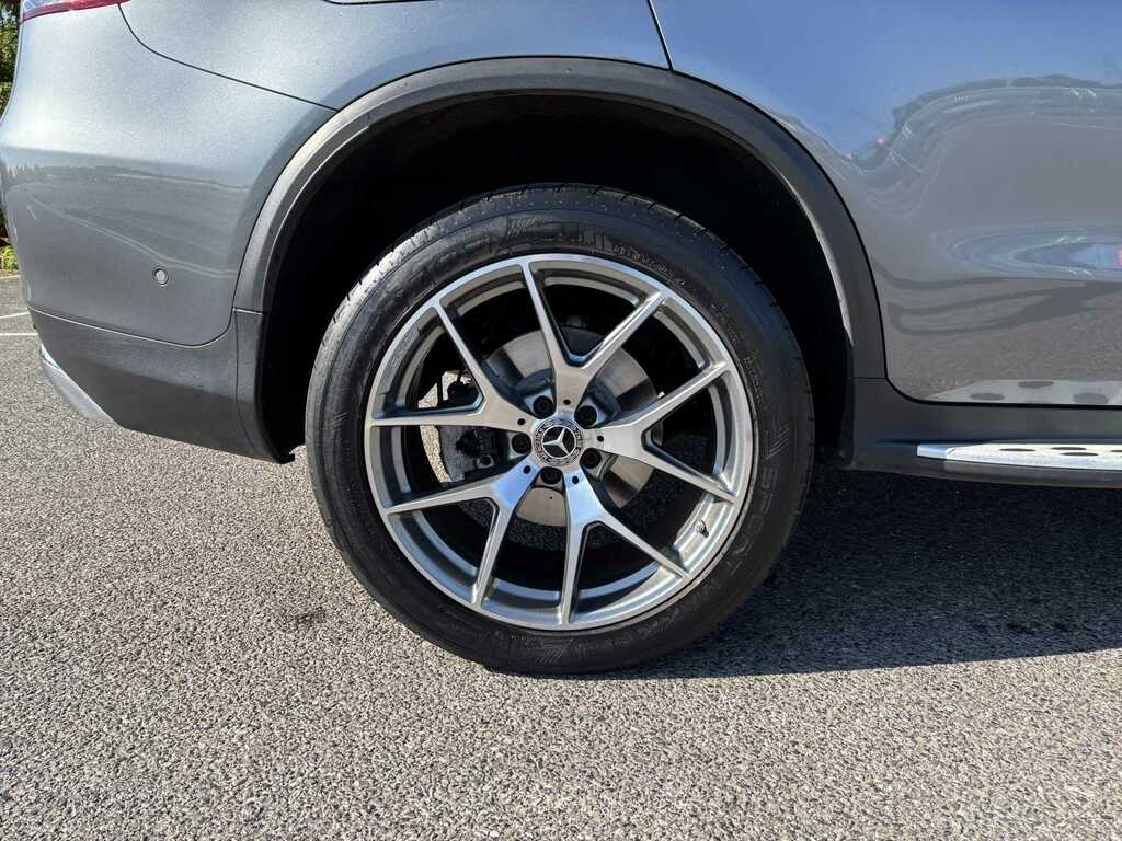 Mercedes-Benz GLC Class 220D Amg Line Suv G-tronic 4Matic Euro Black #8