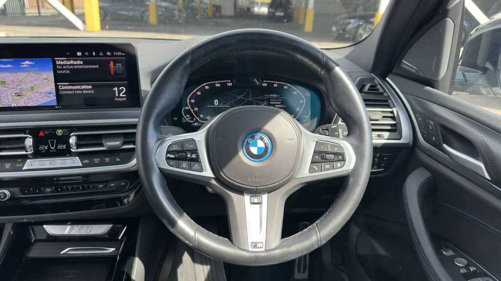 BMW iX3 210Kw M Sport Pro 80Kwh 2023 White #5