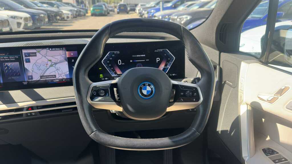 BMW iX 240Kw Xdrive40 M Sport 76.6Kwh 2022 Grey #4