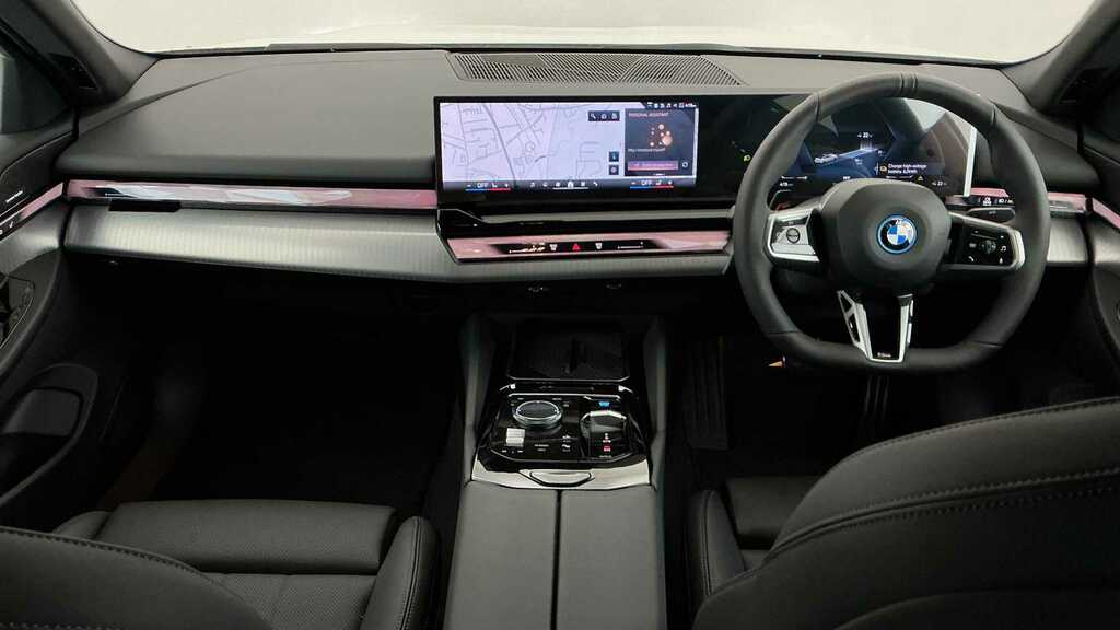 BMW i5 250Kw Edrive40 M Sport 84Kwh 2025 White #4