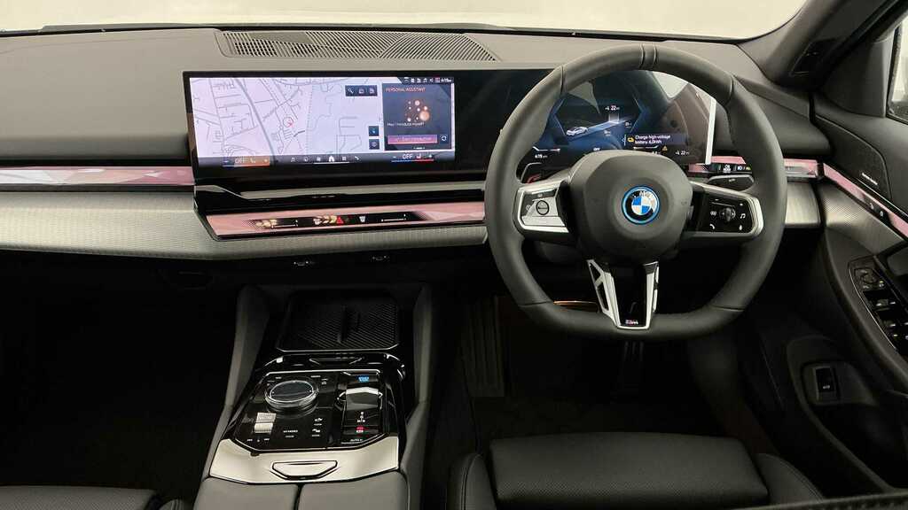 BMW i5 250Kw Edrive40 M Sport 84Kwh 2025 White #5