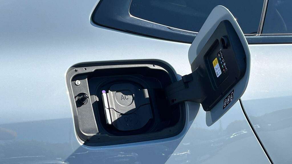 BMW i4 400Kw M50 83.9Kwh 18 Alloy 2025 Blue #23