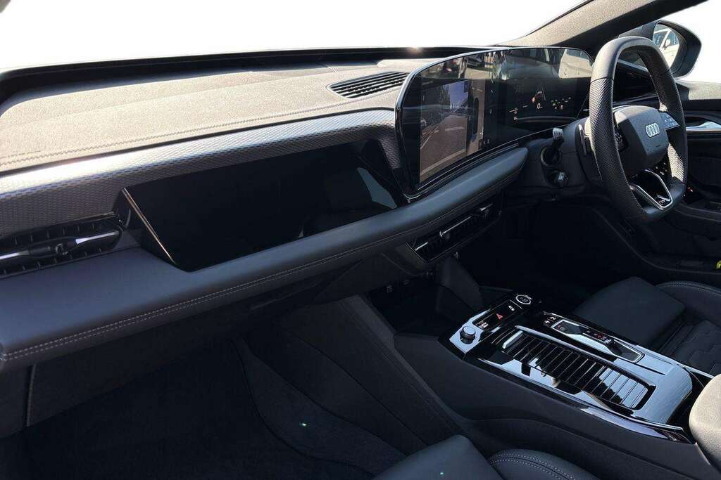 Audi A6 210Kw 83Kwh S Line 2026 Grey #2