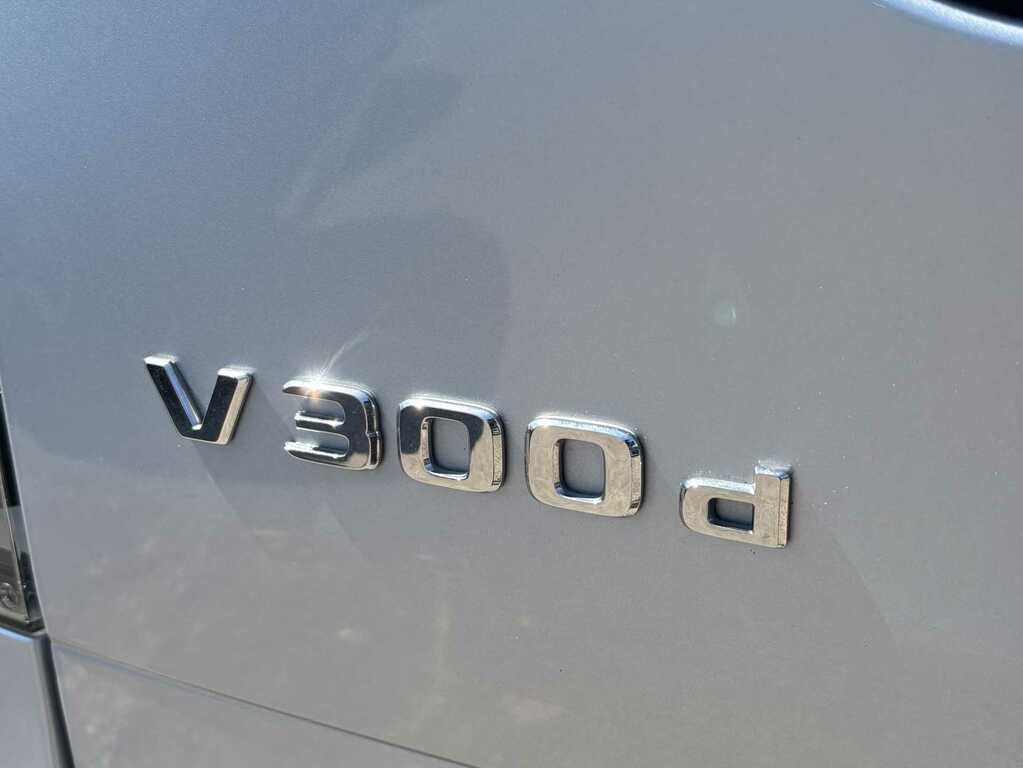 Mercedes-Benz V Class 2.0 V300d Amg Line G-tronic Euro 6 Ss Xlwb Black #25