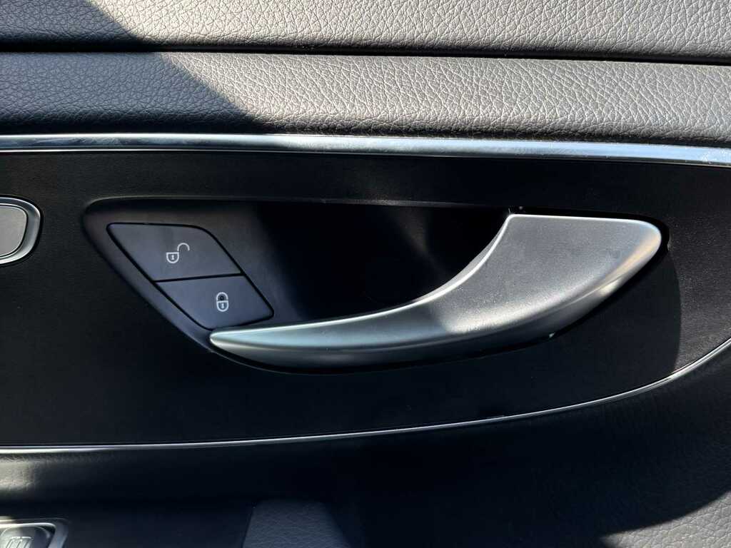 Mercedes-Benz V Class 2.0 V300d Amg Line G-tronic Euro 6 Ss Xlwb Black #26