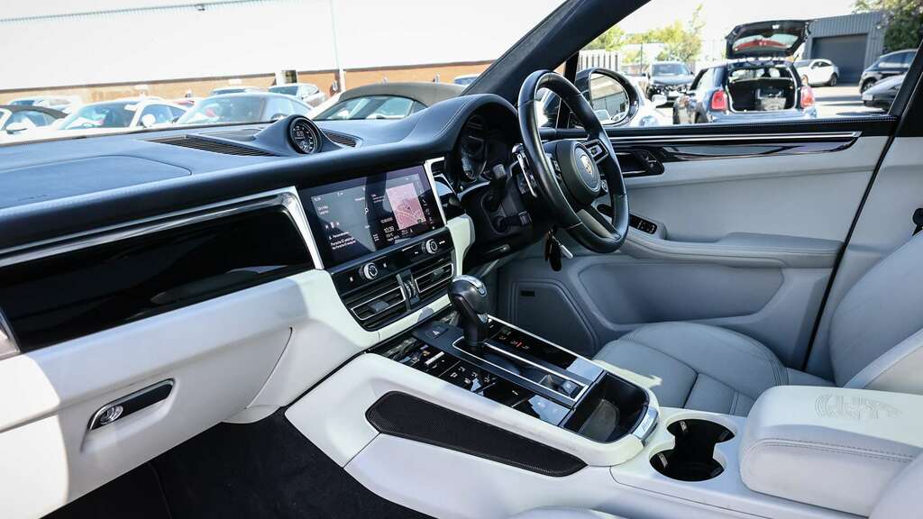 Porsche Macan S Pdk 2022 Black #5