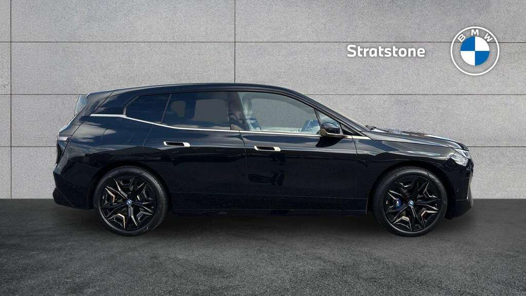 BMW iX 455Kw M60 111.5Kwh 2024 Black #3