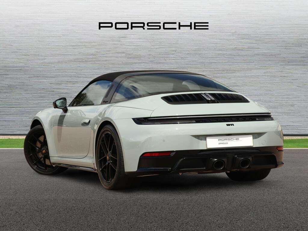 Porsche 911 Targa 4 Gts 2026 Green #5