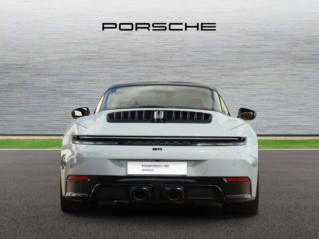Porsche 911 Targa 4 Gts 2026 Green #4