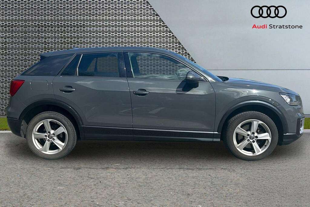 Audi Q2 1.0 Tfsi Sport 2018 Grey #4
