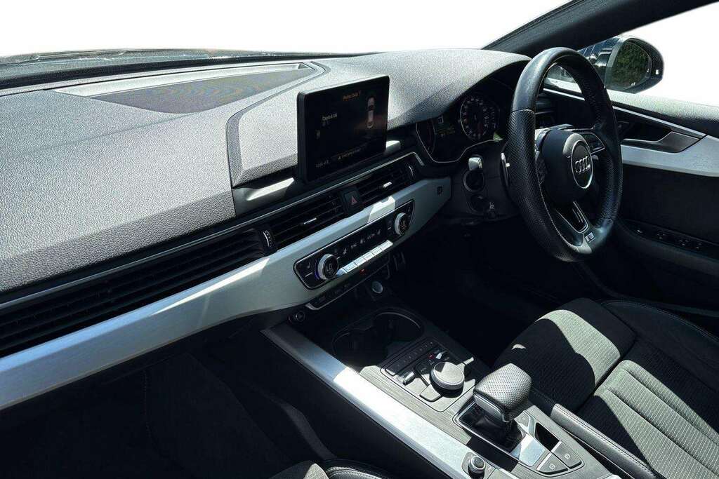 Audi A5 35 Tfsi S Line S Tronic 2019 Black #2